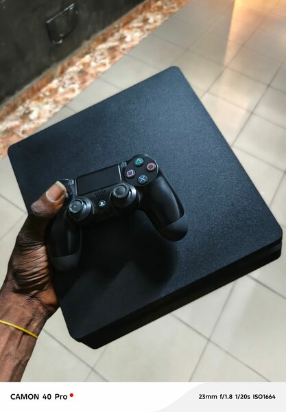 Ps4 slim non craque