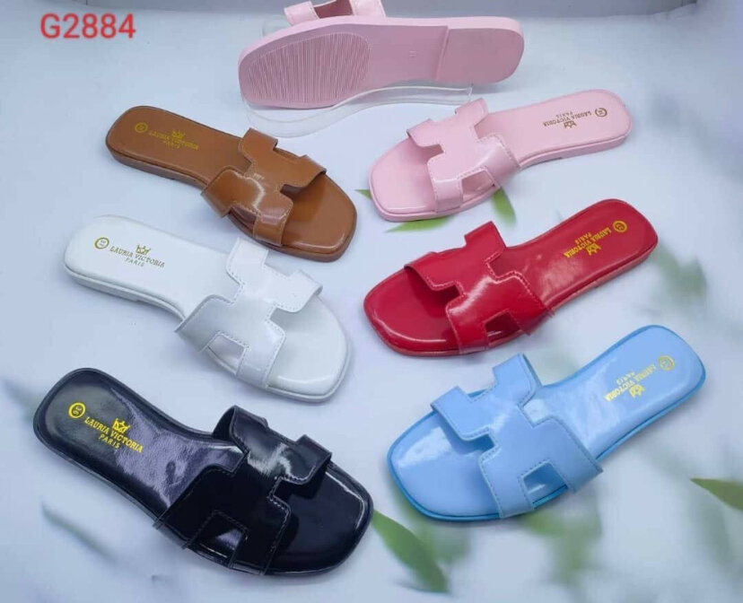 Sandales colorées confortables
