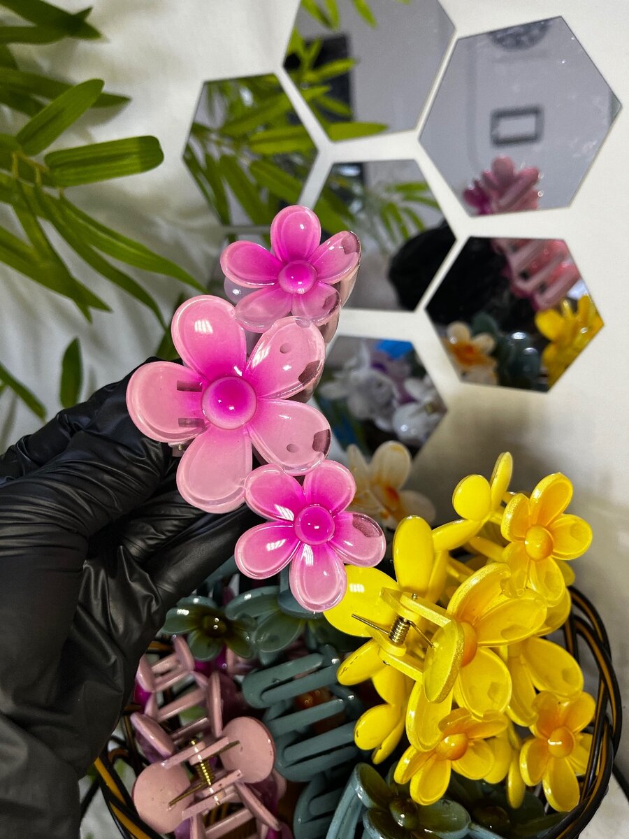 Barrette Fleur Colorée Élégante