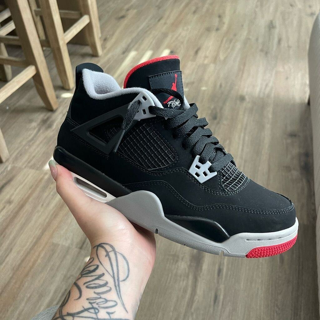 Air Jordan 4