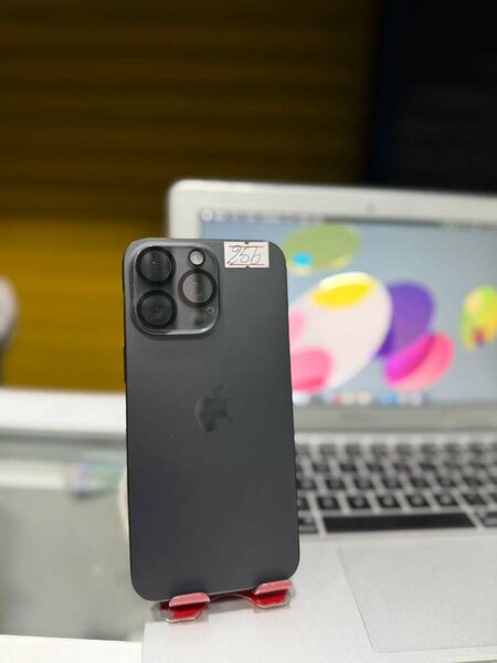 15Pro Max 256Go 2nd main