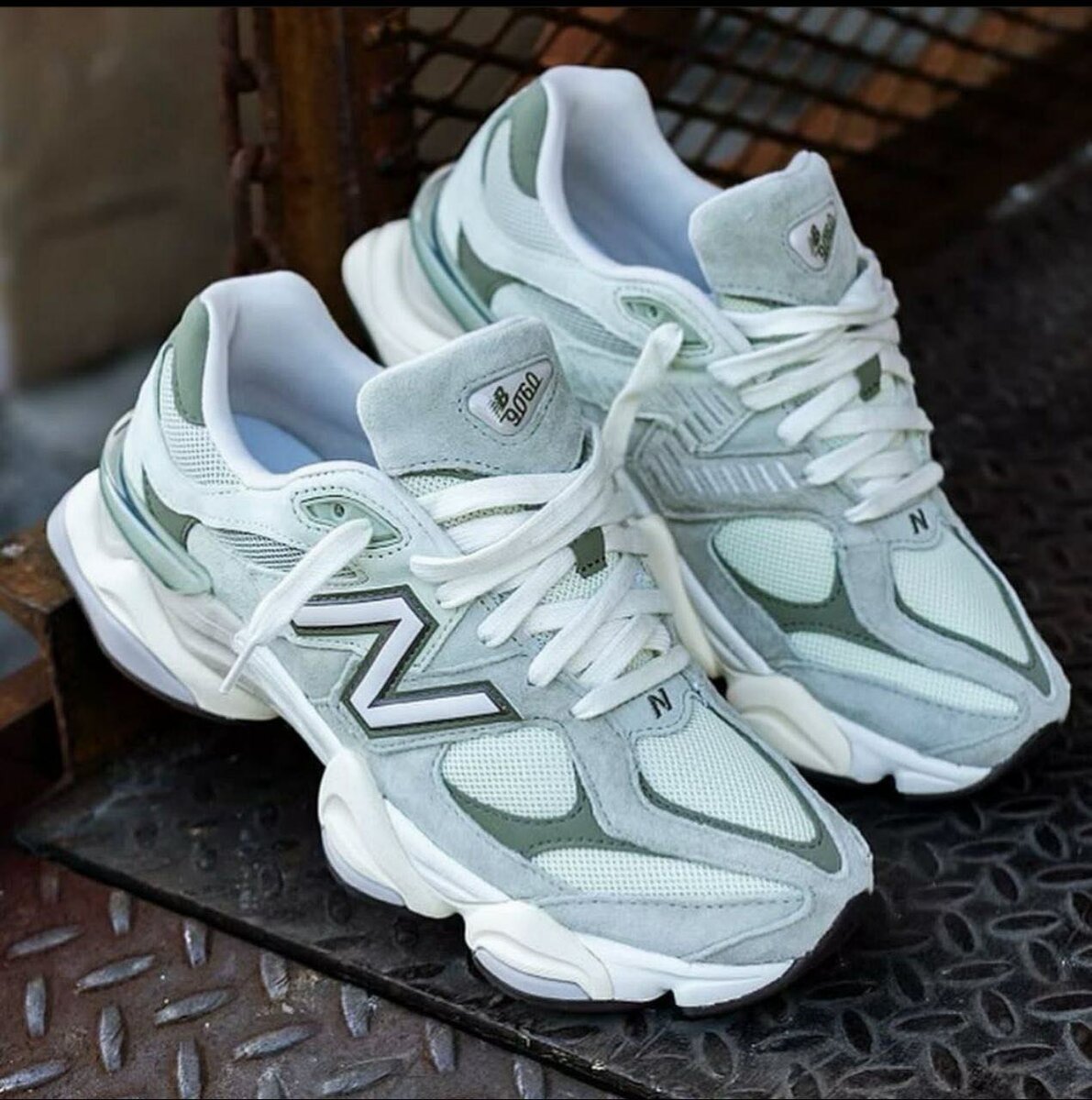 New balance 9060