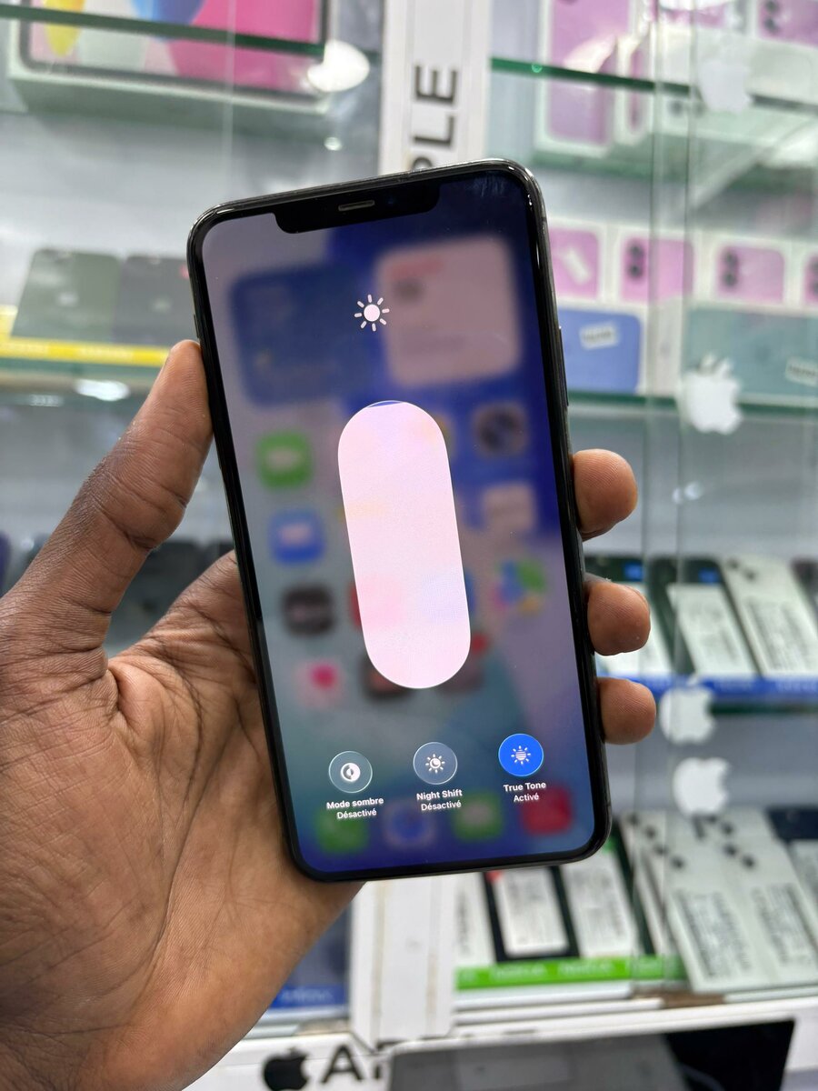 11 pro max 64go Casi retour