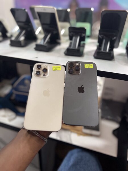 iPhone 12 Pro Max Reconditionné