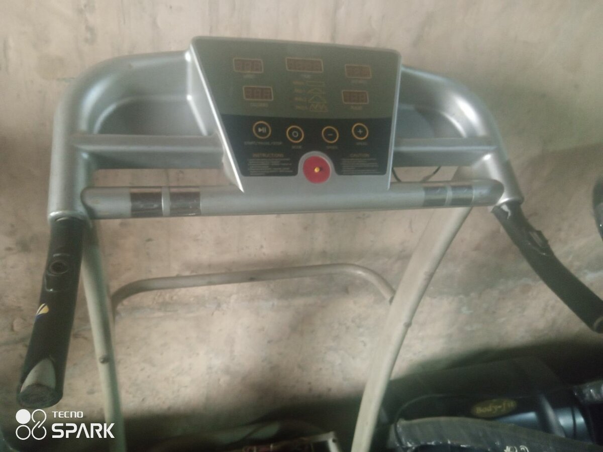 Treadmill exercise machine and cycle