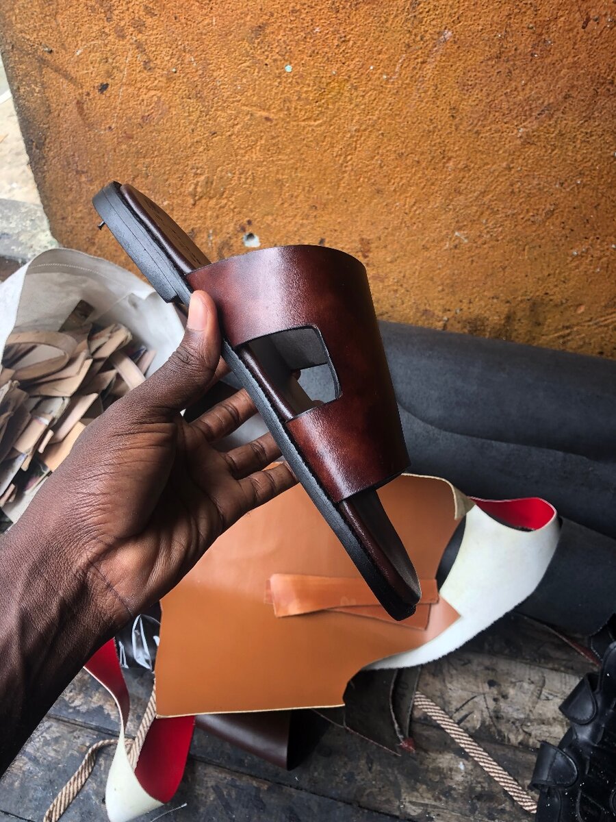 Sandales en cuir homme