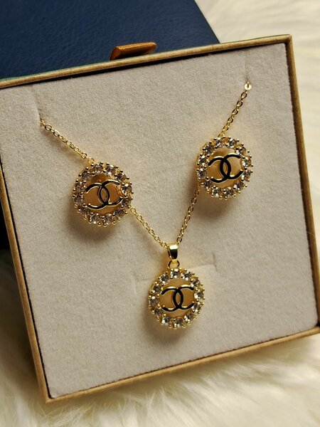 Chaine inoxydables 1