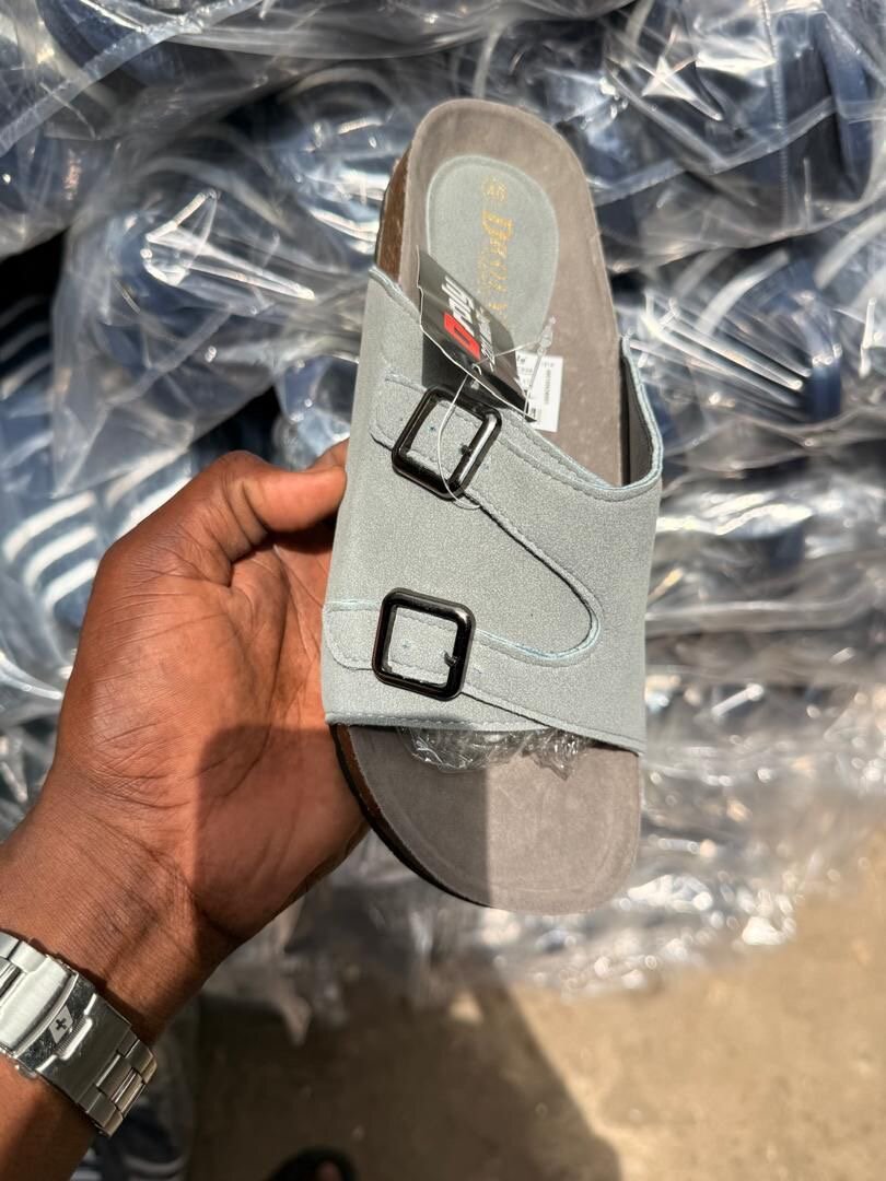 Sandales confortables avec boucles