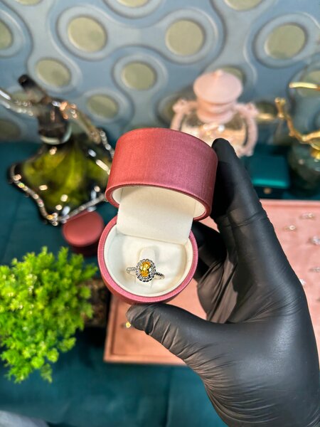 Bague en argent avec saphir