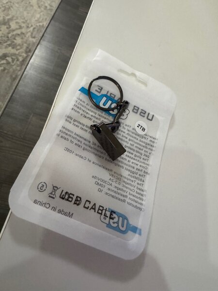 Lenovo flash drive, 2TB, USB 3.0