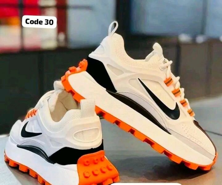 Chaussures de sport blanches