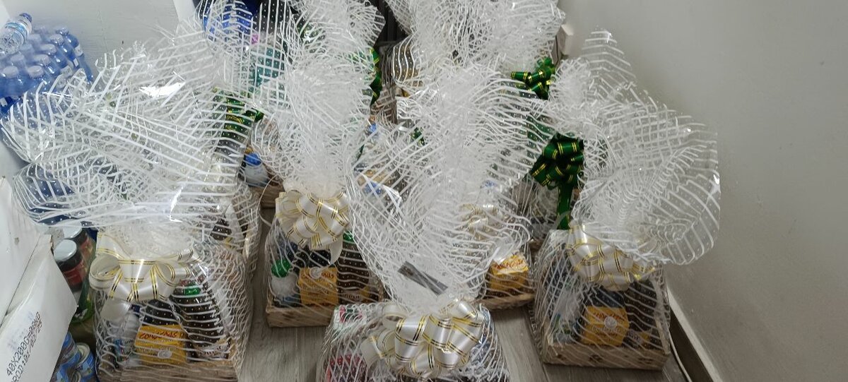 Panier Cadeau Festif et Gourmet