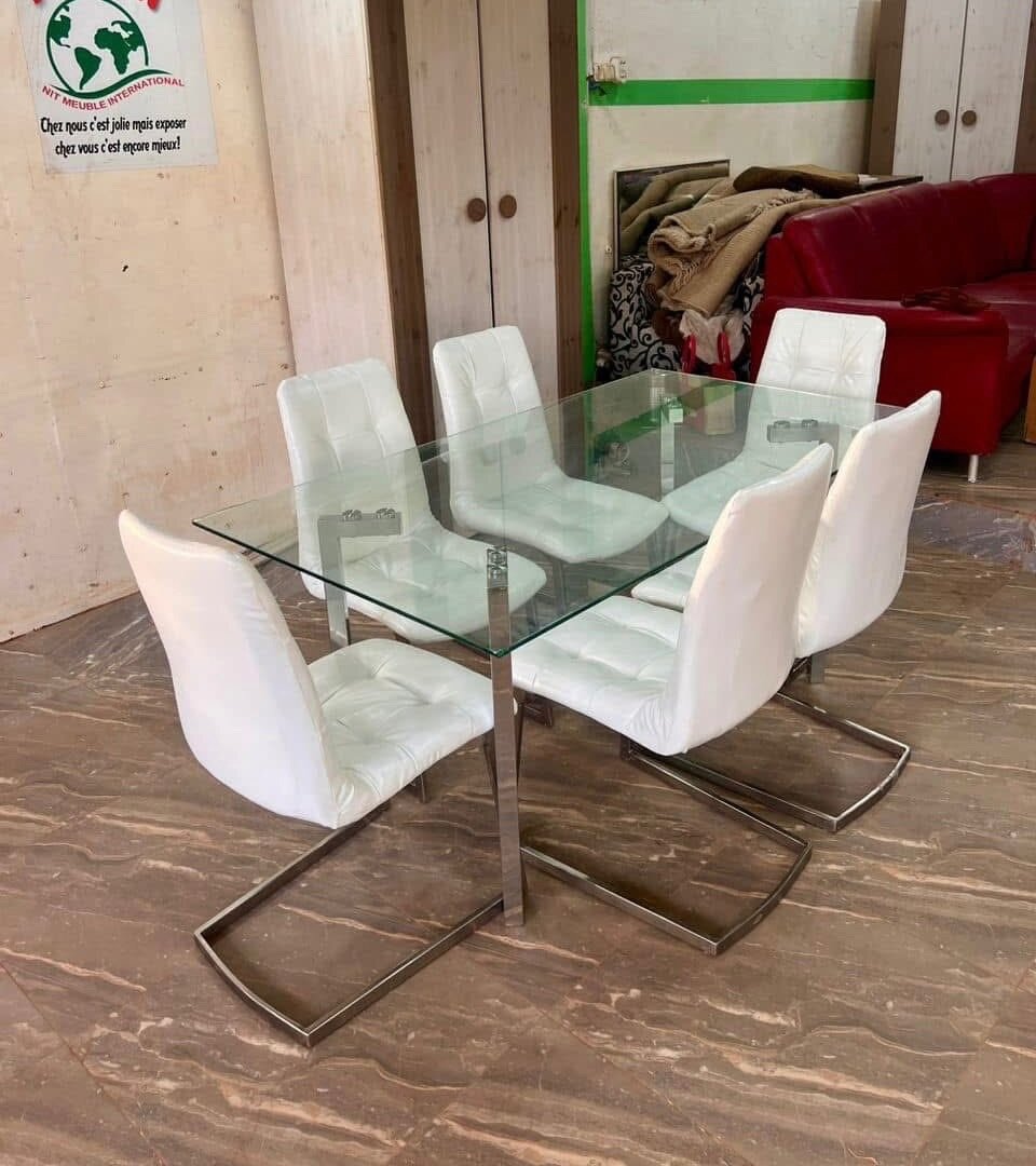 Table à manger 6 chaises