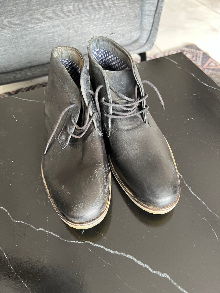 Bottes en cuir noir homme