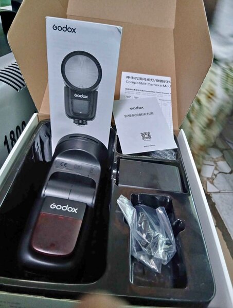 Flash Godox V1 pour Canon