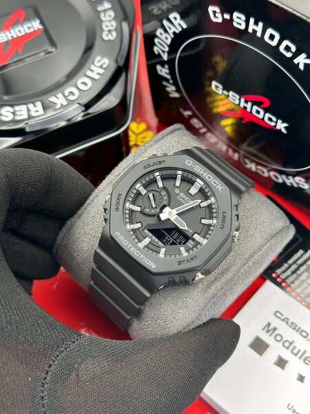 Montre Casio G-Shock GA-2100