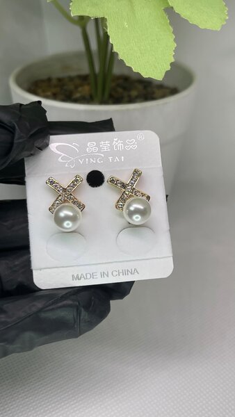 Statement earring