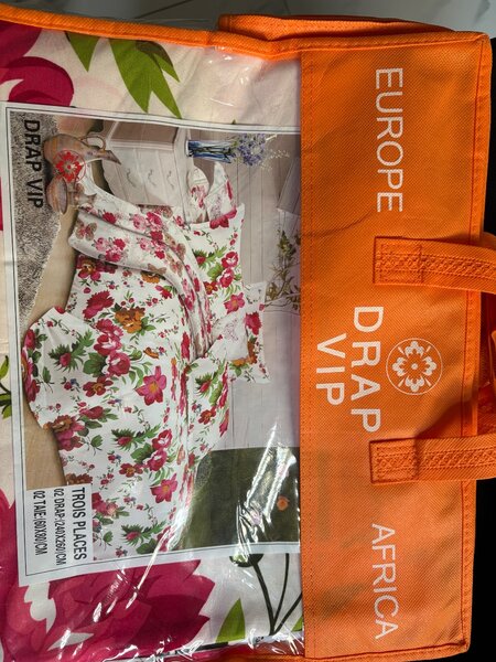 Draps , rideau et couette