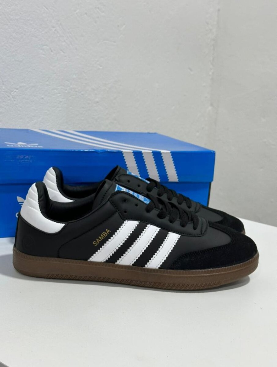 Adidas Sambas