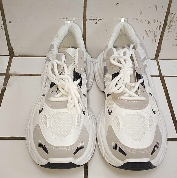 Baskets homme légères blanches