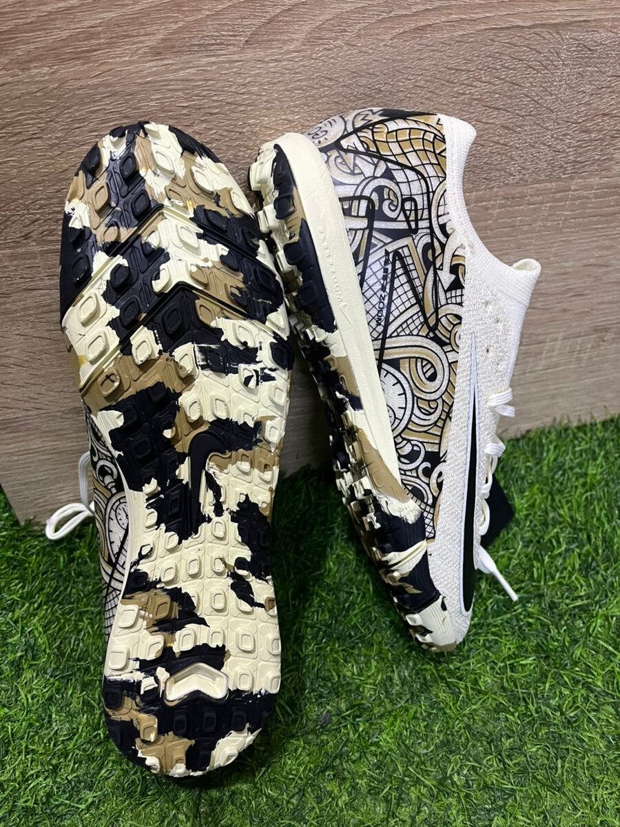 Chaussures de Football Design Édition