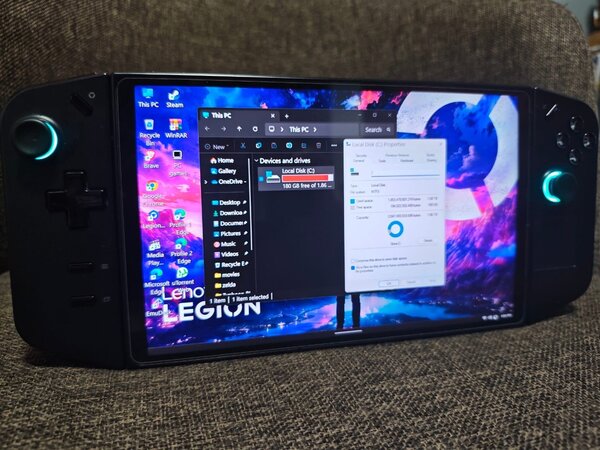 SELLING Lenovo Legion Go AMD