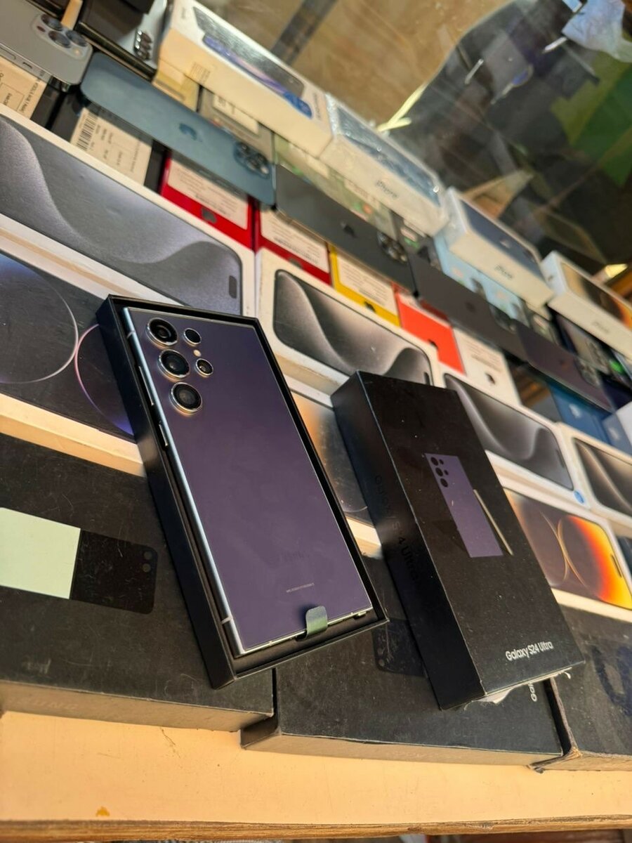 Galaxy s24 ultra 256/12 giga ram