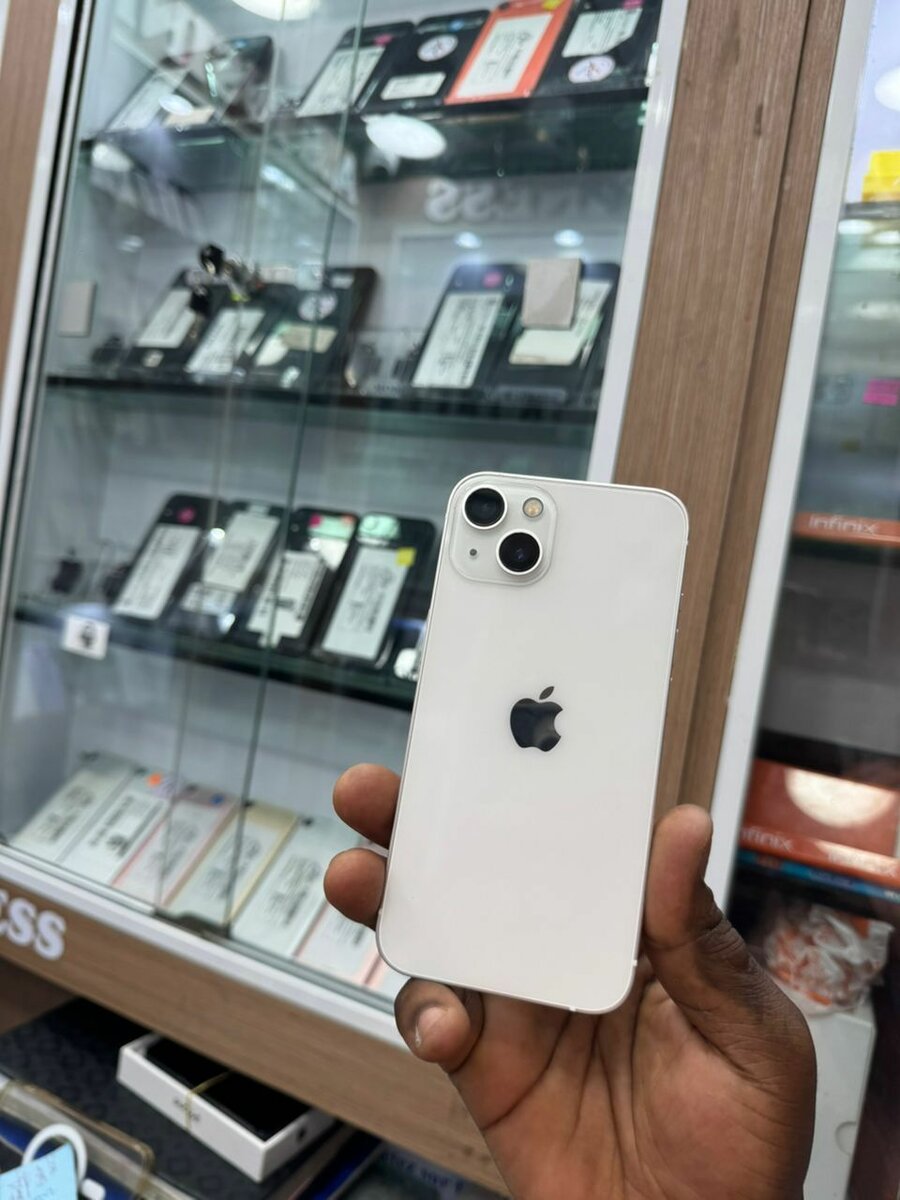 13 simple 128Go Casi neuf rapi