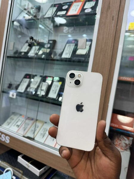 13 simple 128Go Casi neuf rapi