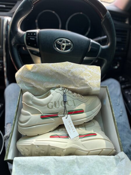 Gucci sneakers