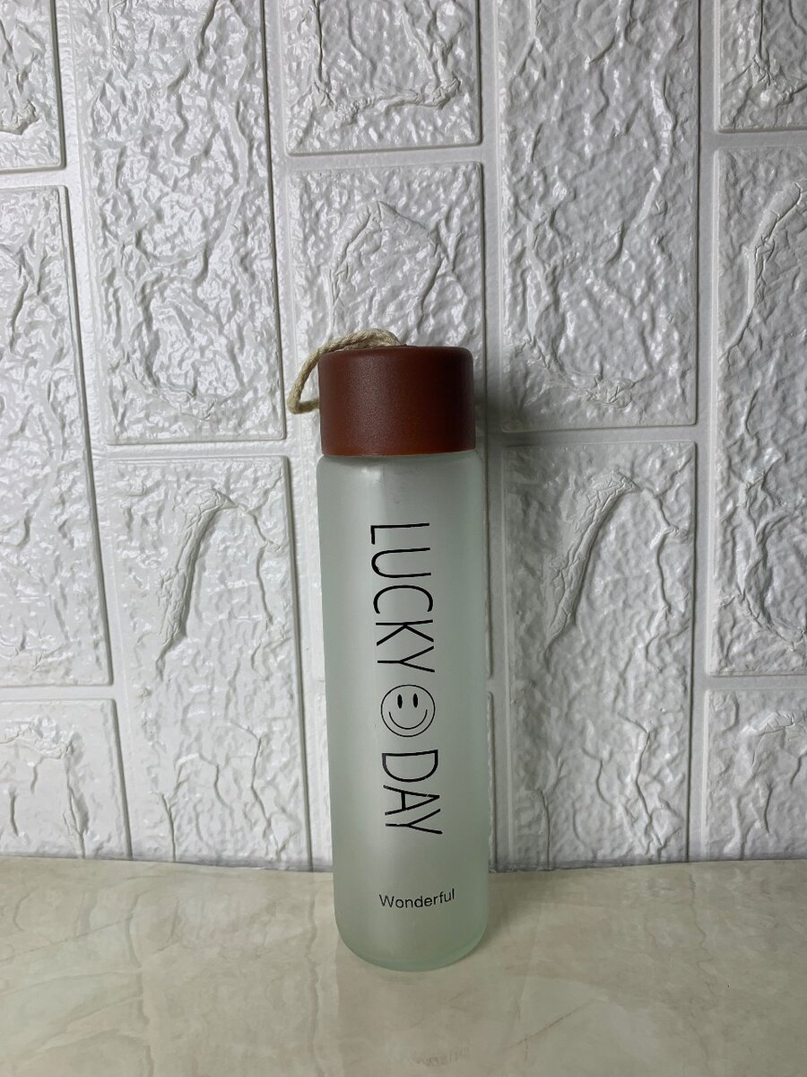 Bouteille en verre réutilisable