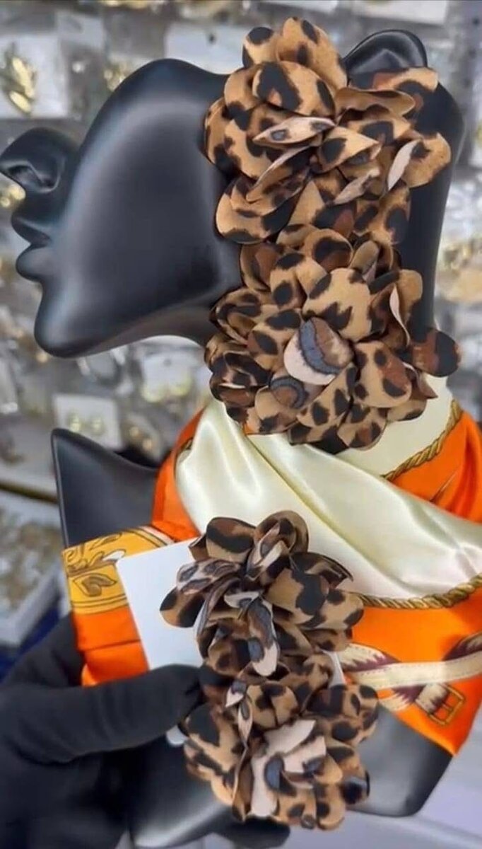 Boucles d'oreilles fleuries élégantes