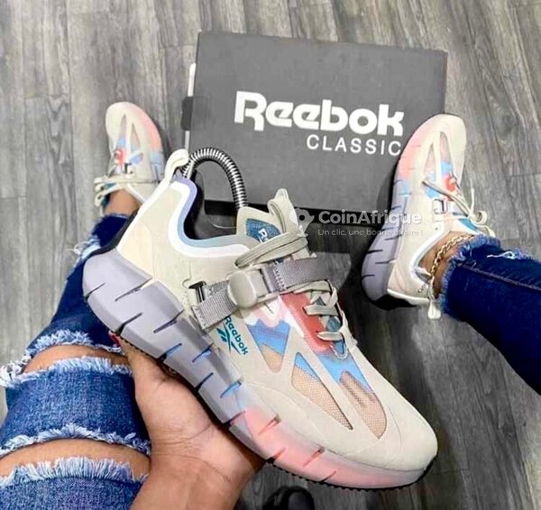 Reeboks Sneakers