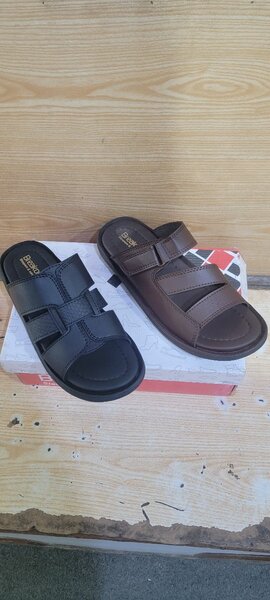Mens sliper