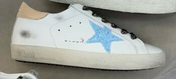 Стильные трендовые кеды