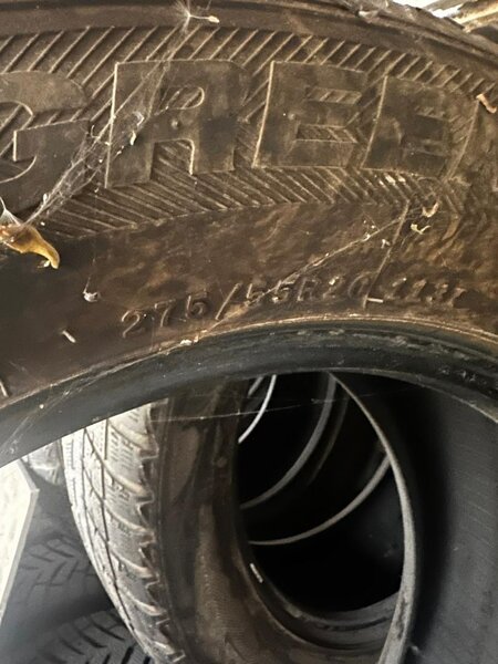 Комплект зимних шин