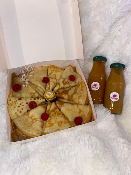 Crêpes gourmandes avec jus