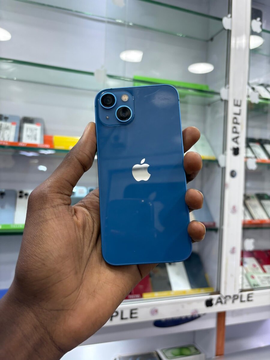 13 simple 128go écran et batte