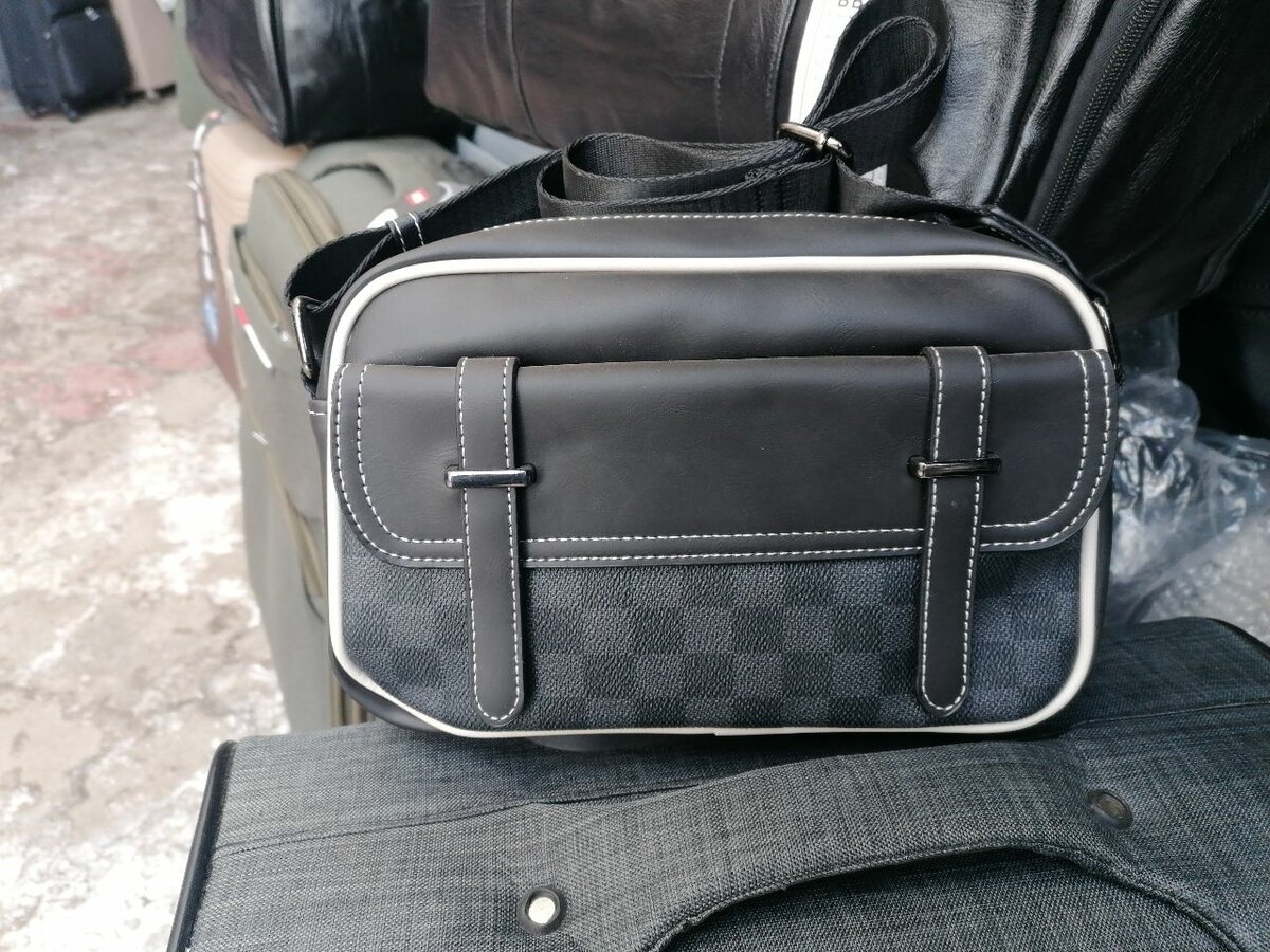 Барсетка шахматном стиле