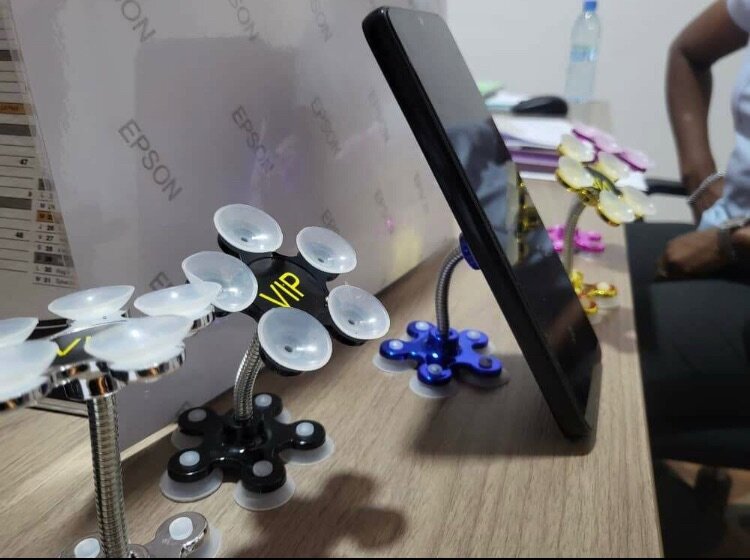 Support de téléphone