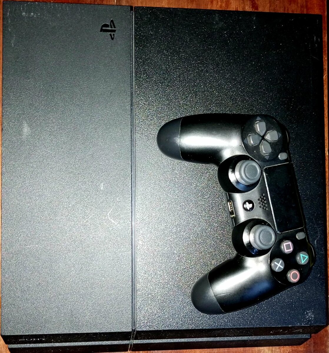 PS4 fat 1 To non craquée