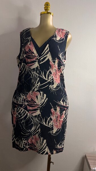 Robe florale élégante pour femmes