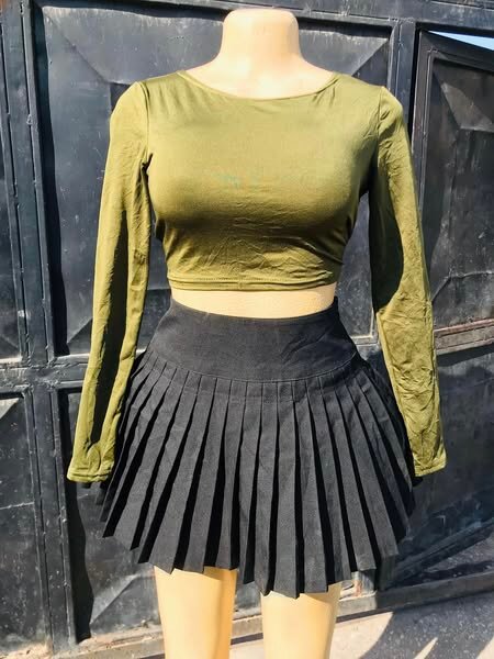 Quality thrifted tops 