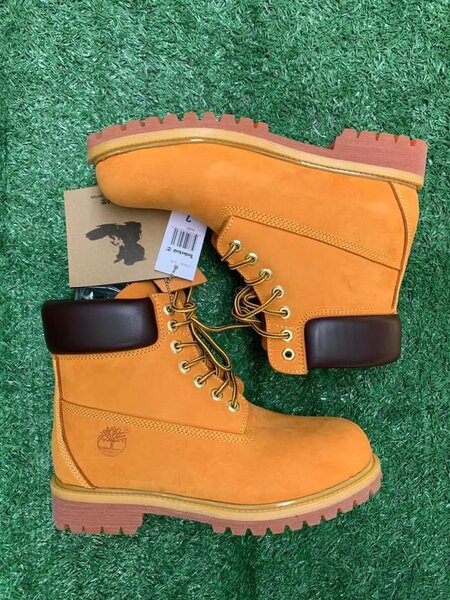 TIMBERLAND BOOTS