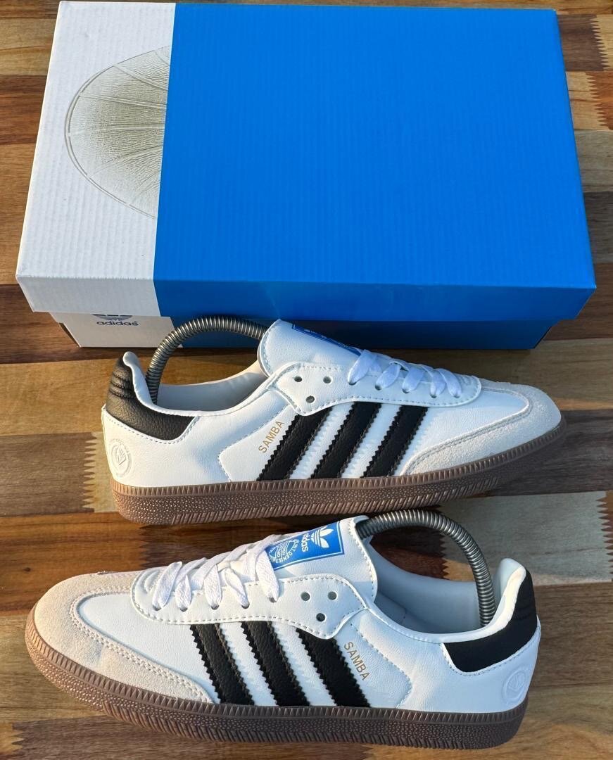 Adidas Samba