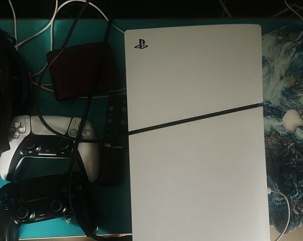 Play station 5 slim
