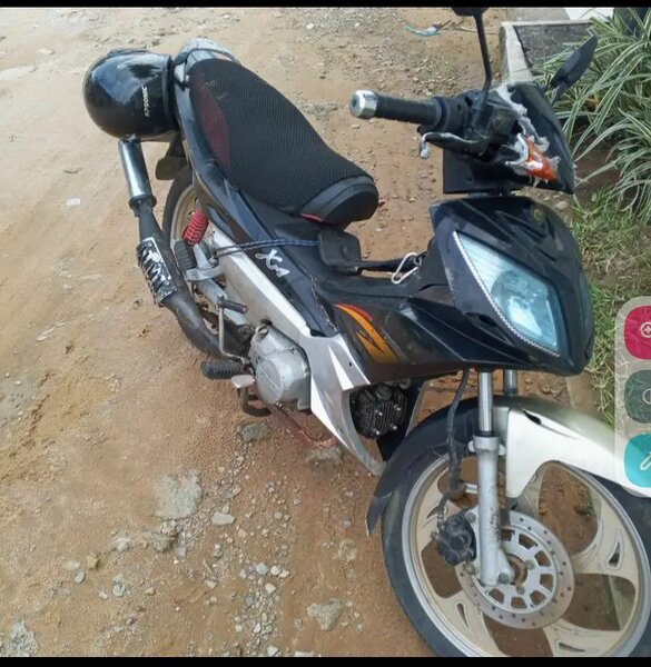 Moto urbain compacte économique