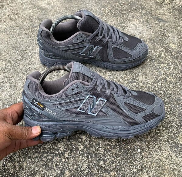 New Balance 1906r