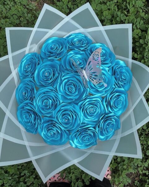 Bouquet de roses en peluche