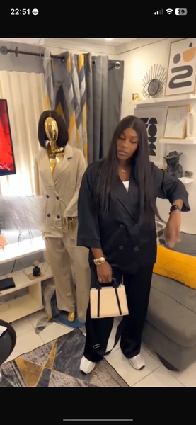 Sac à main beige élégant